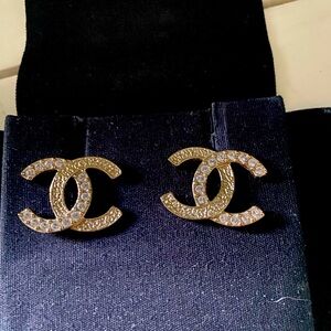 Chanel Logo Stud Earrings metal
